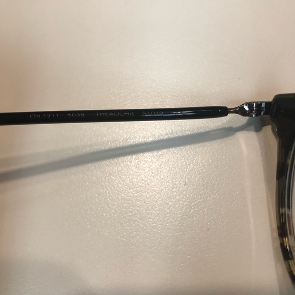 Oliver People’s Theadora glasses - Picture 8 of 9